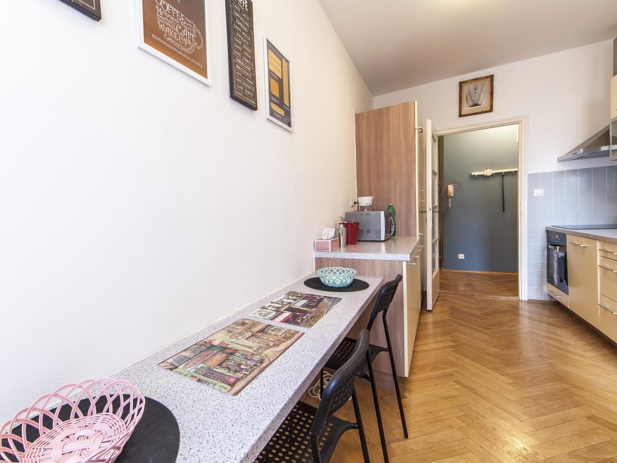 Modern Central Apartment Dlouha Prag Eksteriør billede